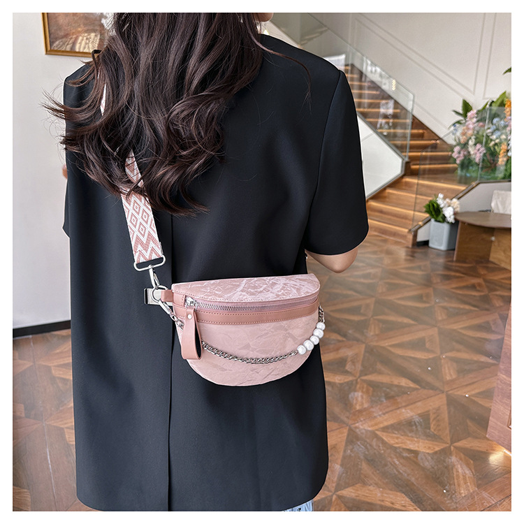 750g Weight Nylon Lining Material Zipper Closure Type Single Shoulder Strap Strap Type Crossbody Bag Bags Type Casual, Holiday Occasion Pu Leather Material Solid Color Pattern All Seasons Season Women's Gender Vintage Style, Streetwear Style Dumpling Shape Shape Medium Size Women's Vintage Style Streetwear Solid Color Pu Leather Waist Bags 15