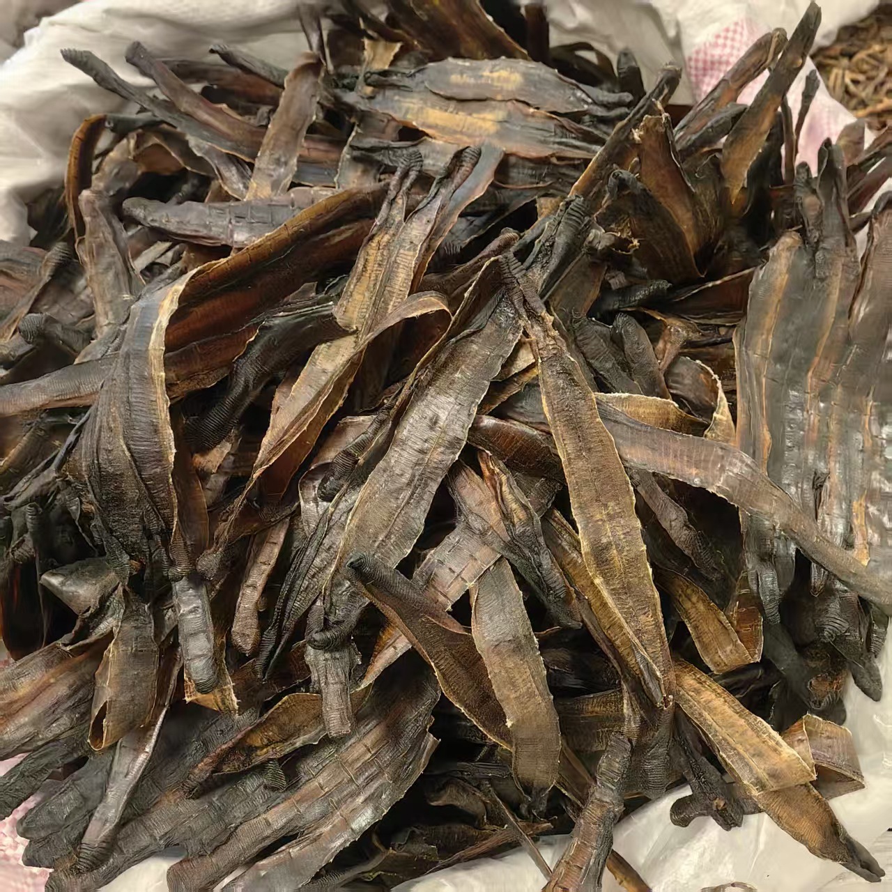 Dried Earthworm Di Long Slices Salt-Free Sand-Free Guangxi 2025 Harvest 500g Powder Option key features