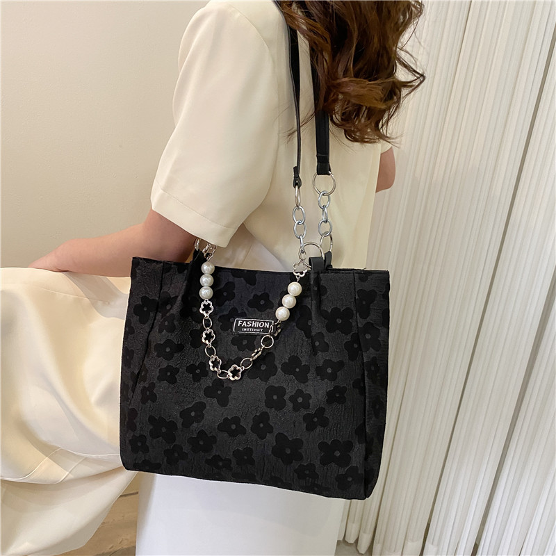 Women's Fashion Flower Oxford Cloth Shopping Bags display picture 1