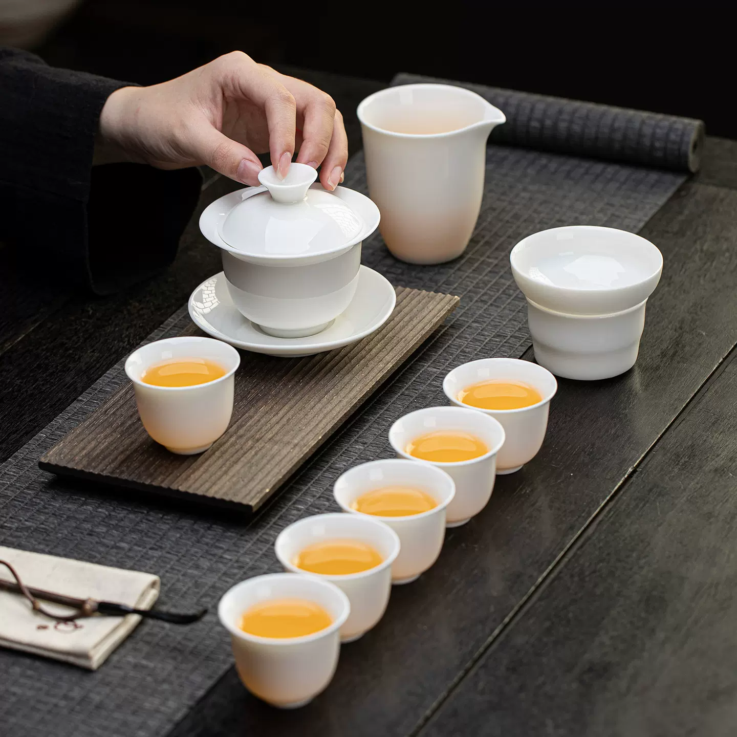 高端羊脂玉瓷茶具套装德化白瓷盖碗茶杯家用整套办公室泡茶礼盒装