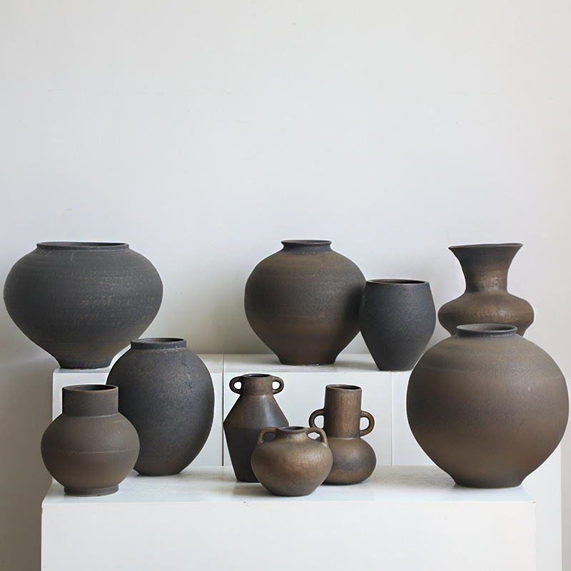 High-End Pottery Rust-Colored Clay Pots, Round Belly Vases, Handmade Decorative Zen-Style Flower Vessels, Japanese and New Chinese Zen Style High-End Pottery Rust-Colored Clay Pots, Round Belly Vases, Handmade Decorative Zen-Style Flower Vessels, Japanese and New Chinese Zen Style