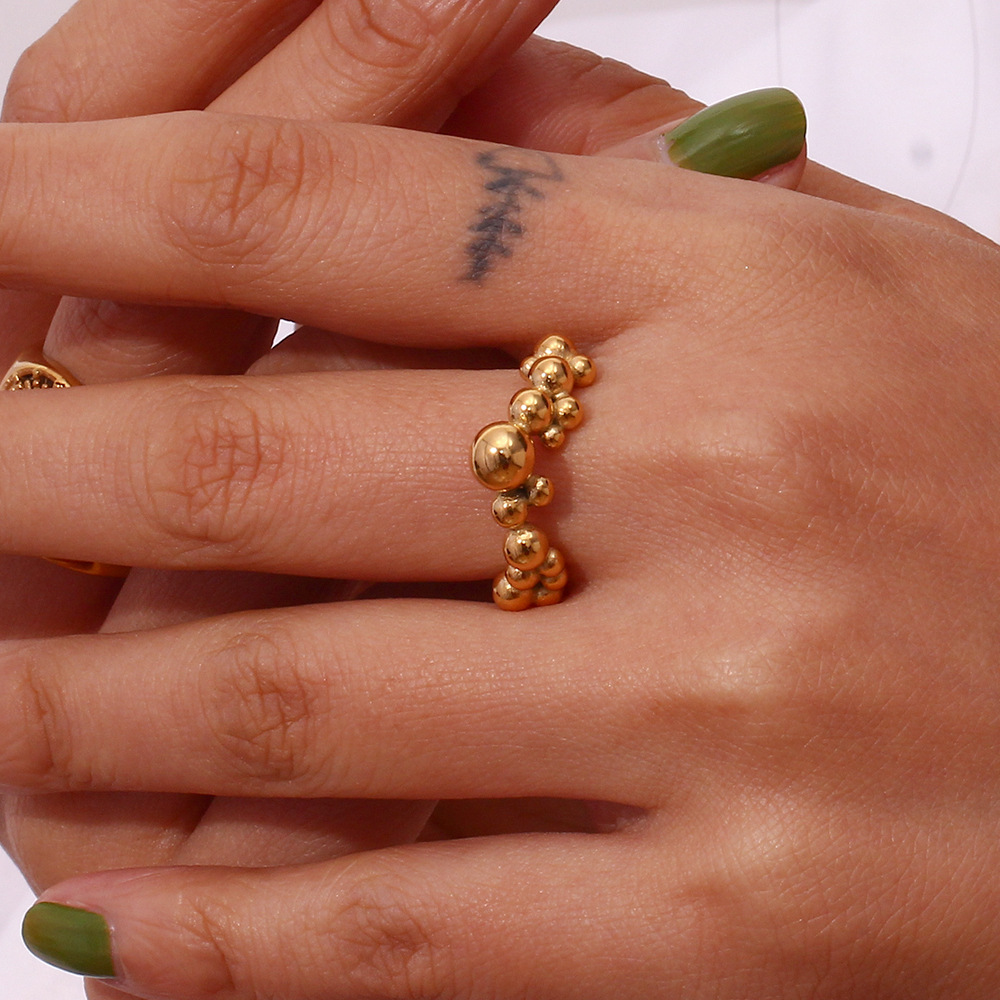 Model Show V-shaped Beads Stainless Steel Ring