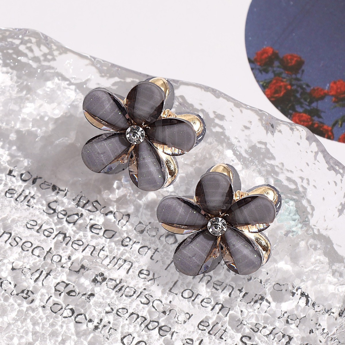 10g Weight Hair Clip, Hair Claws Hair Accessories Type Rhinestones Inlay Material 1 Pair Quantity Holiday, Daily Occasion Alloy Material Mountain, Knot, Butterfly, Bow Knot, Plumeria Pattern All Seasons Season Women's Gender Cute, Sweet Style Cute Sweet Women's Mountain Knot Butterfly Alloy Rhinestones Hair Clip Hair Claws 6