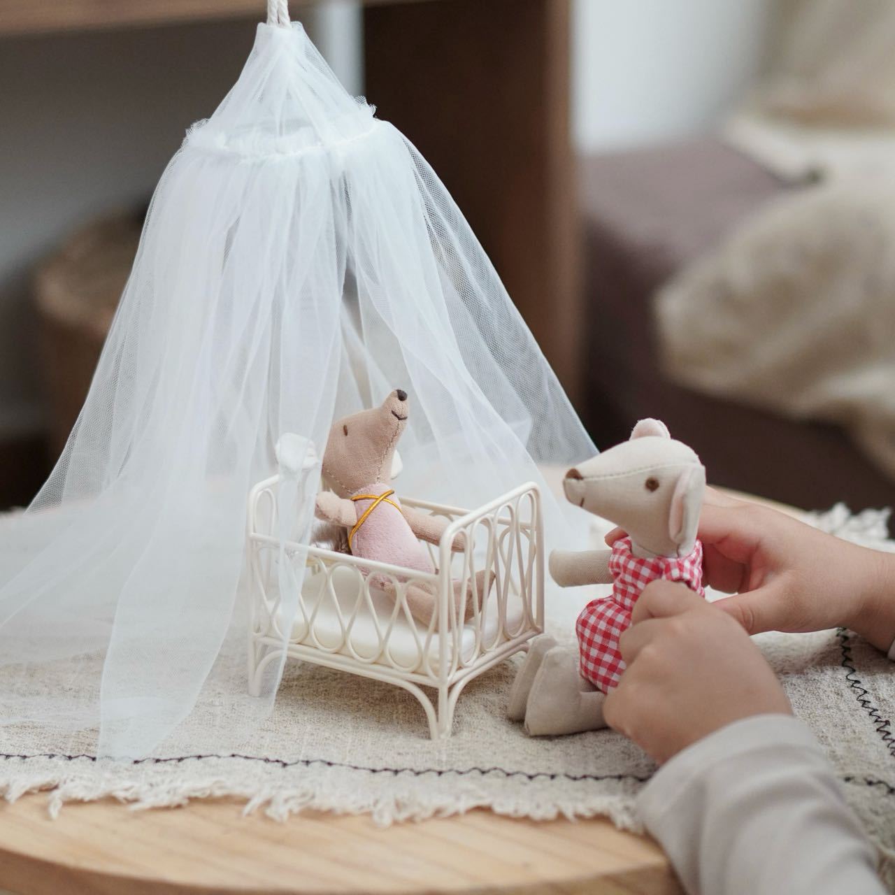 Tienda pequeña blanca