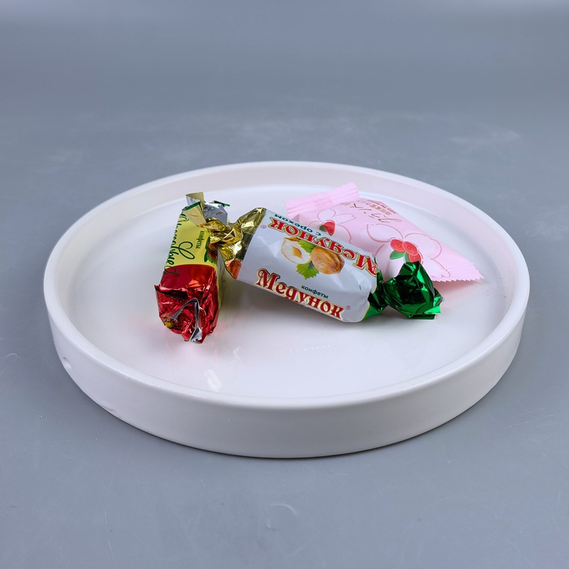 Plato de comedor blanco poligonal de suelo de nube blanca, linda vajilla de forma especial, vajilla de cerámica para el hogar, plato de bocadillos, plato de postres