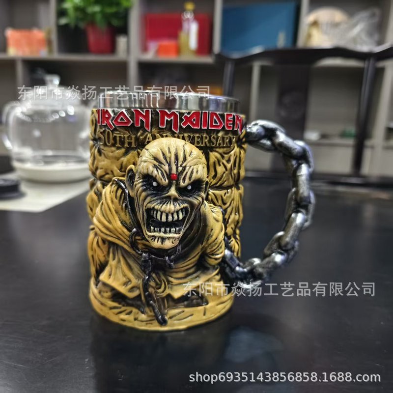新品 アイアンメイデン 50周年記念 アイアンメイデン 50周年記念 3Dマグカップ|undefined