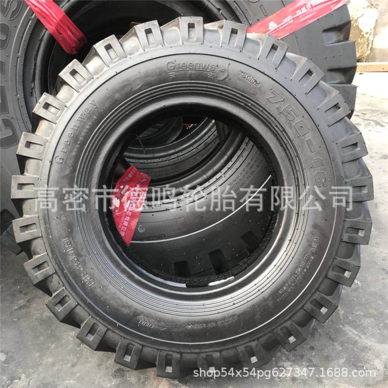 Neumático agrícola del tractor que camina 600-12-14-16 650/750-16 neumático de la espiga