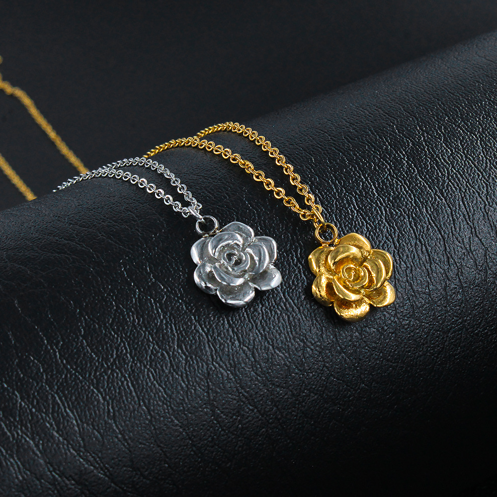 Pendant Necklace Classification Titanium Steel Chain Material Wholesale Jewelry Simple Style Flower Titanium Steel Plating Pendant Necklace Cable Chain