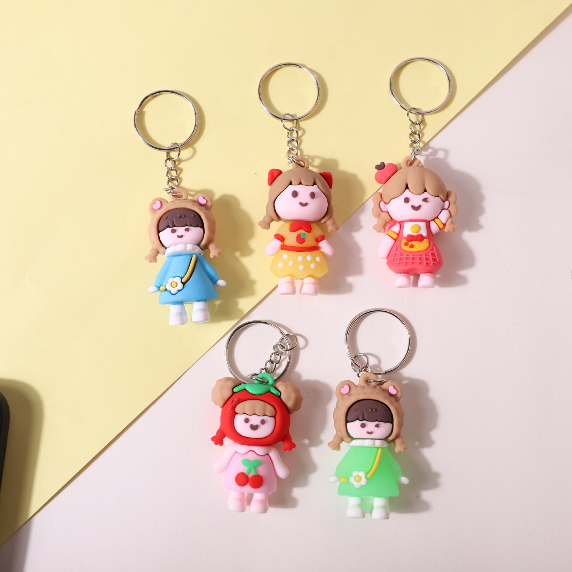 Nuevo estilo creativo de goma suave dibujos animados mochi niña llavero bolso colgante llavero de coche pequeño regalo fábrica al por mayor