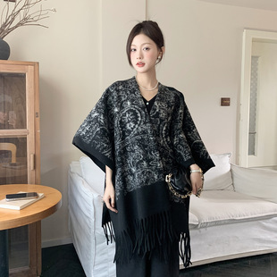 Chinese Style Outfit Black Cape with Slit, Thickened Scarf for Women, Suitable for Travel and Air-Conditioned Rooms, Warm Outerwear Large Cape