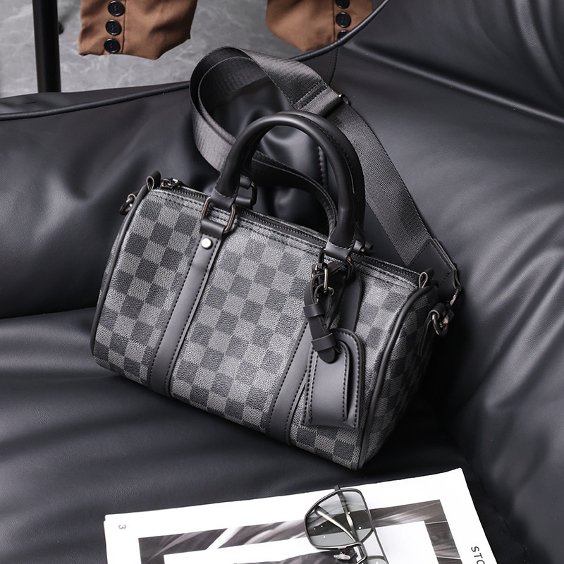 2022 New Spot Wholesale High Quality Men's Handbag Korean Style Small Bag Trendy Men's Shoulder Bag Crossbody Bag Connector Bag
