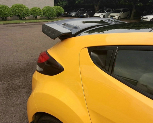 Suitable for Hyundai Veloster carbon fiber modified rear spoiler, SEQ model rear roof spoiler, aerodynamic spoiler