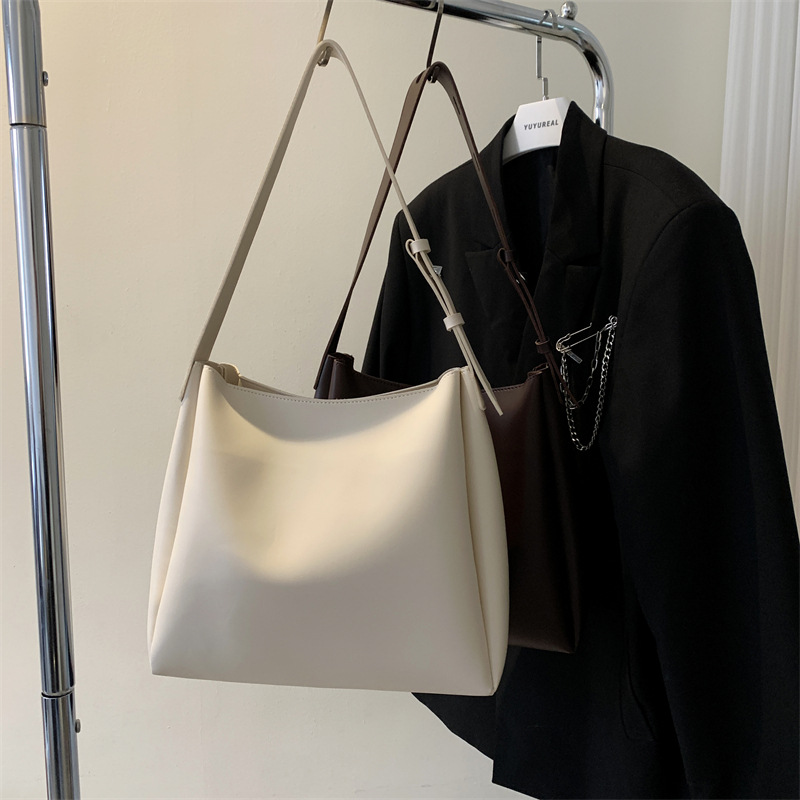 China Export Bag Large Shoulder Bag Women  New Casual Women Bag Mother Tote Bag Large Capacity Simple Shoulder Bag display picture 22