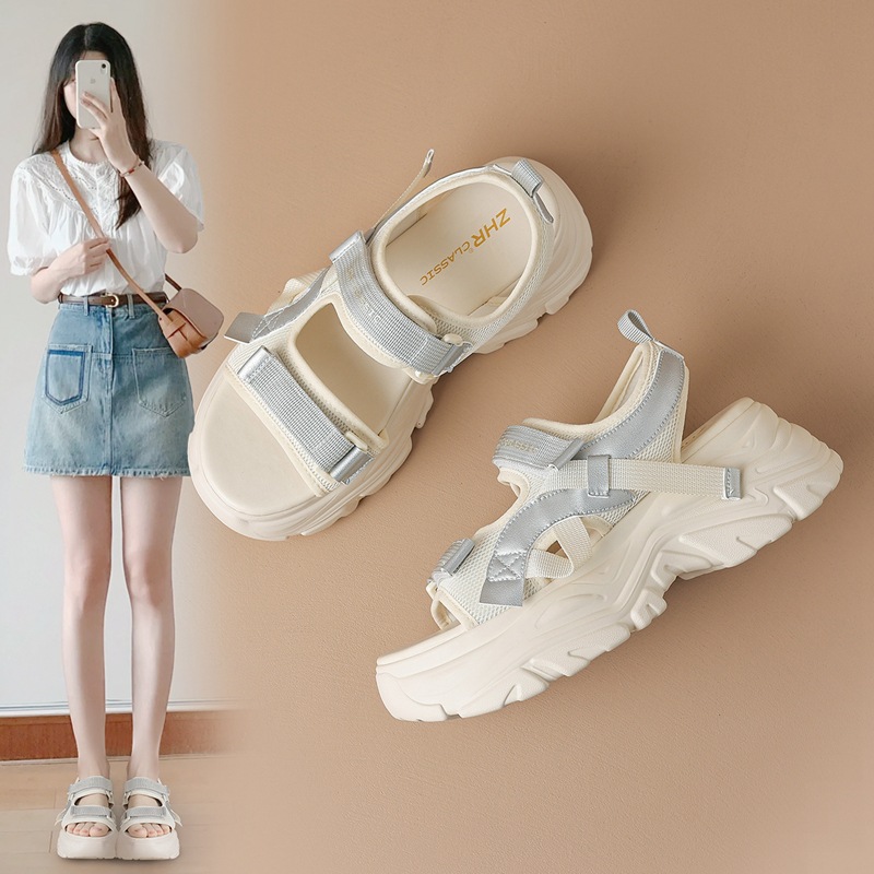 Sandal đi biển nữ thể thao quai dán chống trượt đế tăng chiều cao — G693 màu be