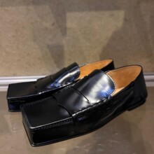 男女同款大码懒人一脚蹬踩跟方头小皮鞋平底乐福穆勒单鞋复古风