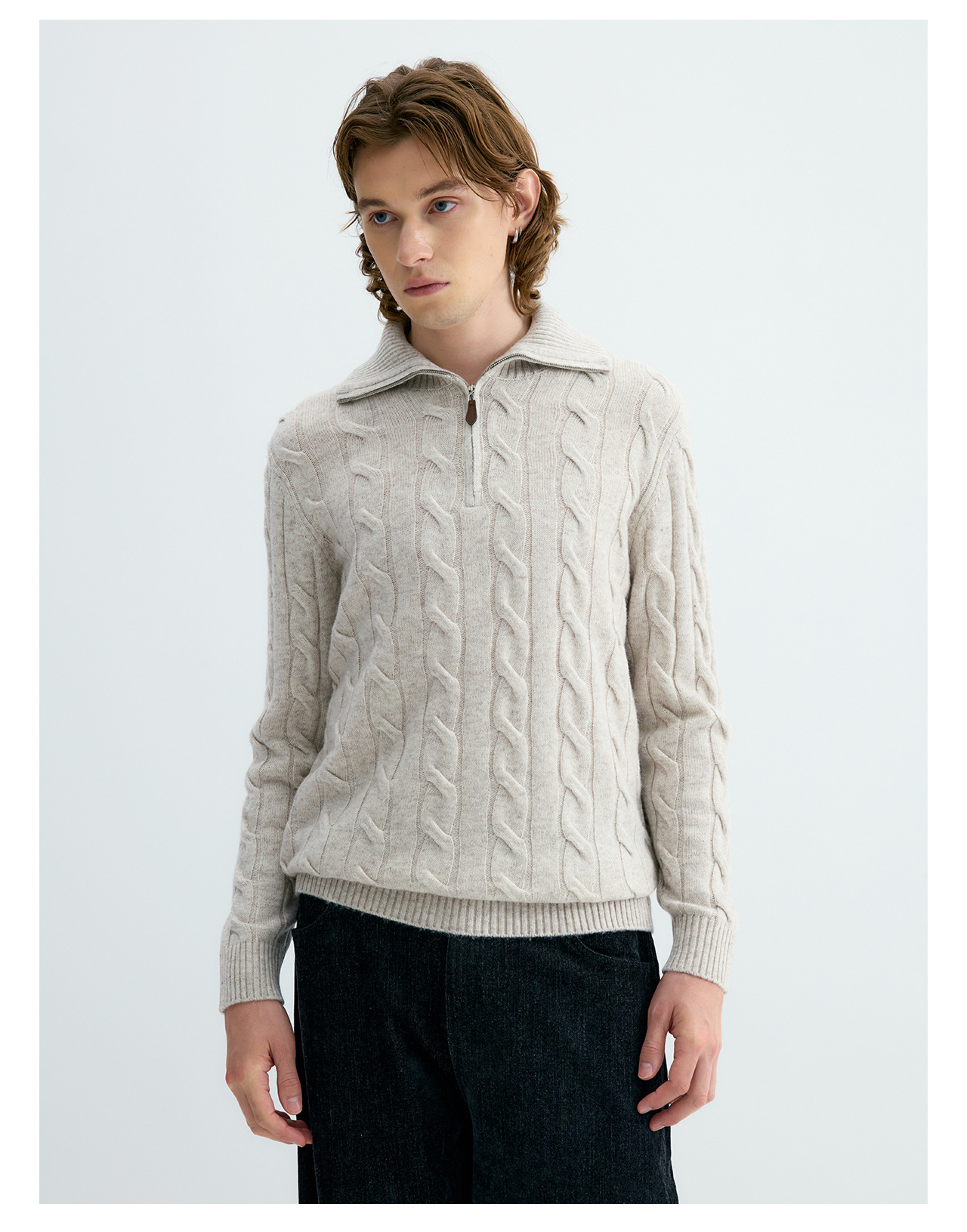 UNF 530g Cable-Knit Half-Zip Polo Sweater