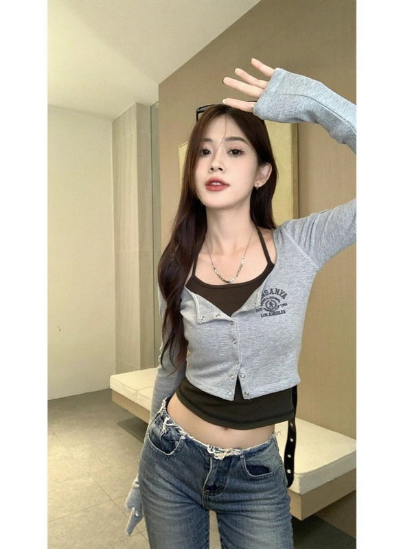 【工厂现货】别致假两件辣妹长袖T恤女秋季修身显瘦短款上衣|undefined