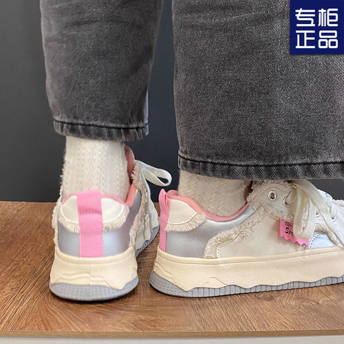 Hello Kitty White Sneakers for Girls, Spring Season, Instagram Fashion, Versatile Student Style, High-Artistic Campus Trend