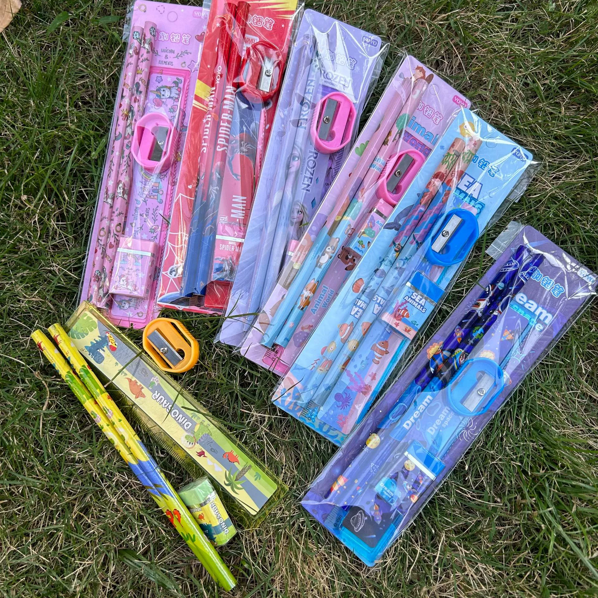 Специальное предложение канцелярский костюм выпускники детского сада ежедневный обмен подарками небольшой подарок карандаш костюм из пяти предметов набор 61