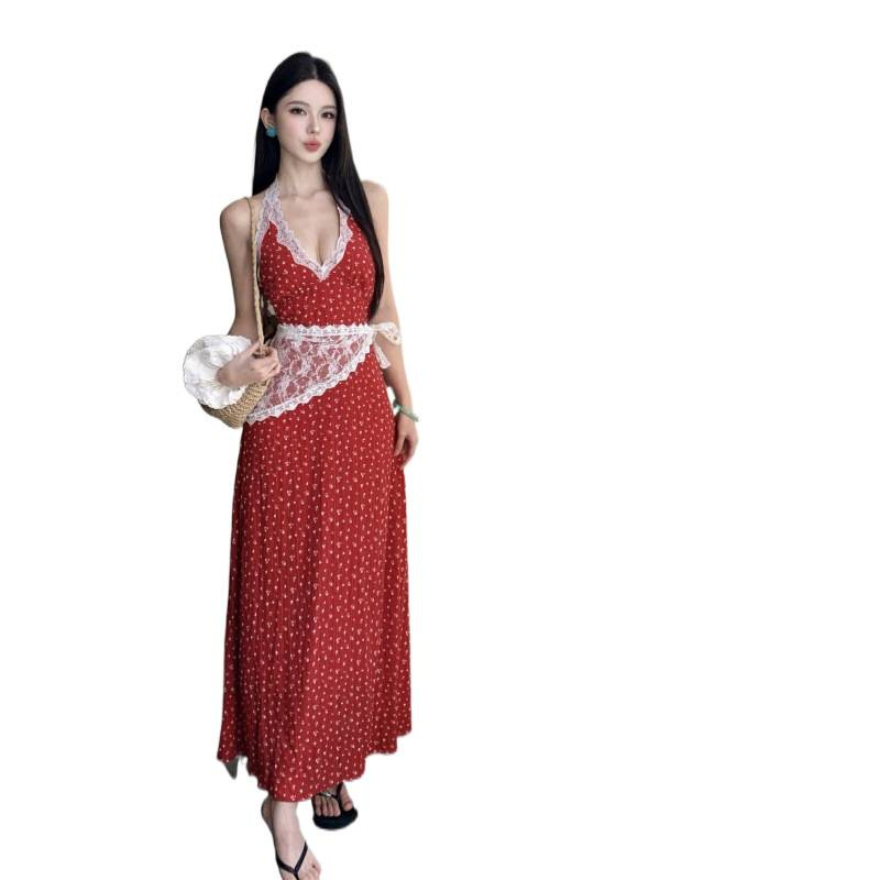 吊带连衣裙女夏2025新款法式碎花气质挂脖显瘦长裙红色裙子|undefined