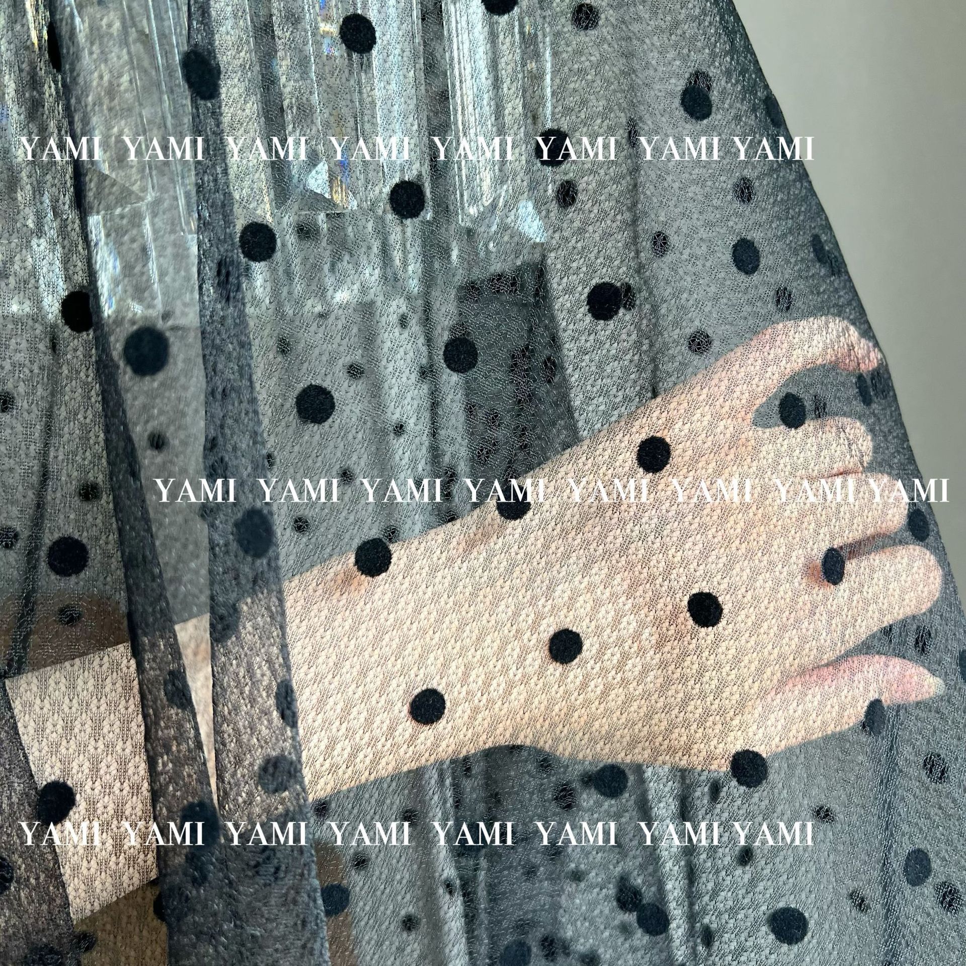 厂家直销钻石网底植绒0.8公分植绒波点网纱面料 汉服洛丽塔装面料