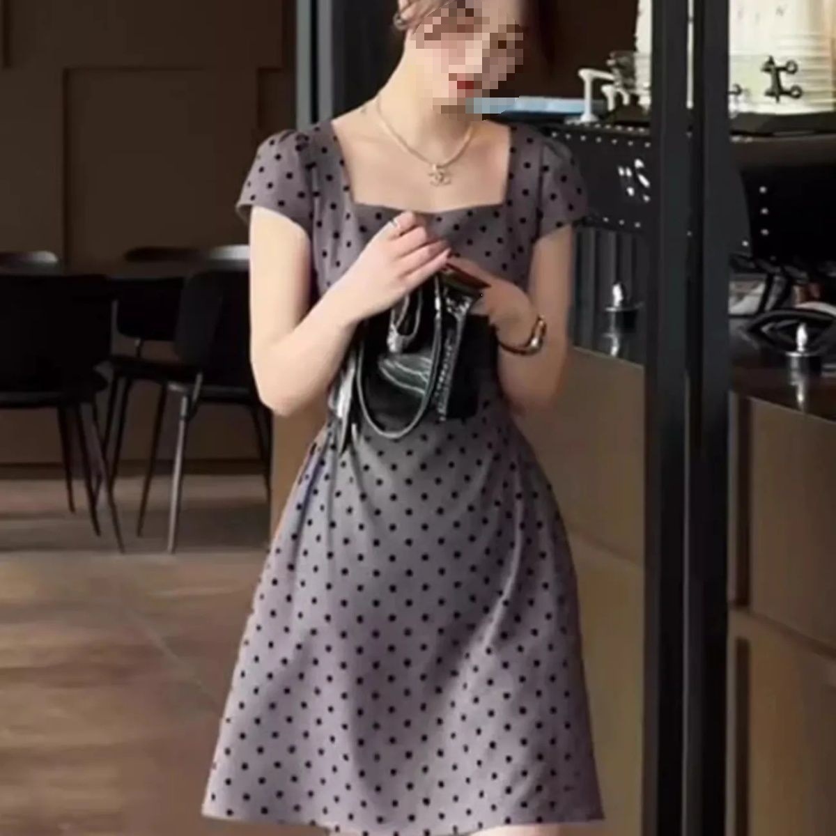 Váy maxi nữ cổ vuông họa tiết chấm bi tay ngắn xếp nếp thắt eo — Màu xám (váy dài), Màu xám (váy ngắn) chi tiết 20