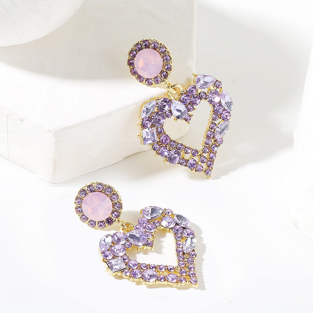 exaggerated alloy diamond heartshaped earrings ear jewelrypicture4