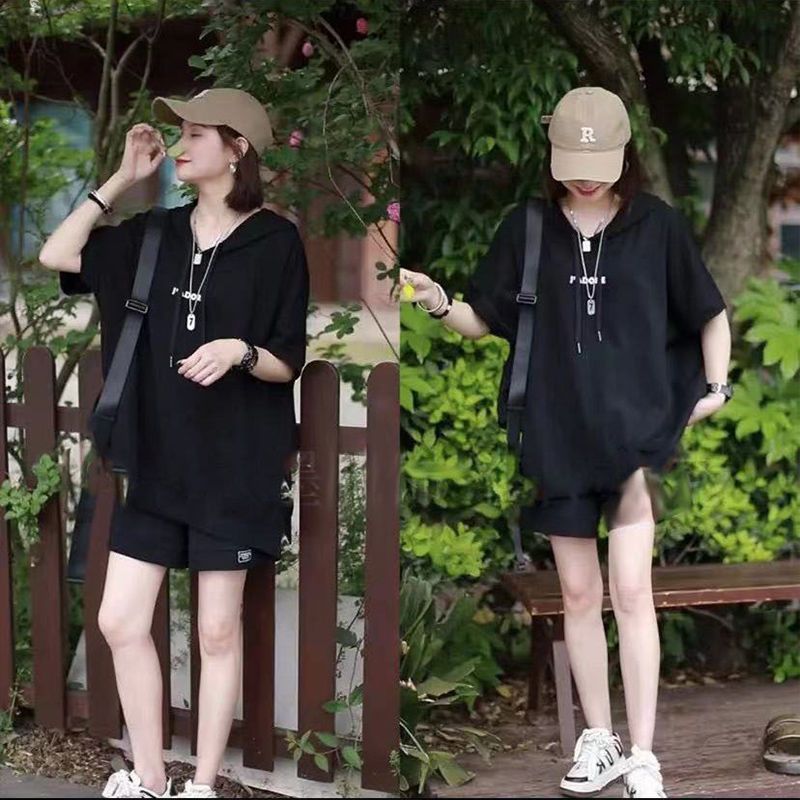 2025 新しい夏のスポーツとレジャースーツ女性のフード付き巾着ルーズ半袖 T シャツショーツ多用途文学スタイル|undefined