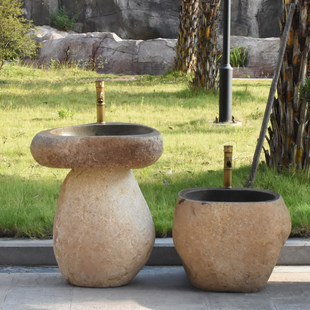 �����Z��ʯ������͹��׃��@ʯ�^ϴ����һ�w���ˮ��ͥԺ�ϰѳ�