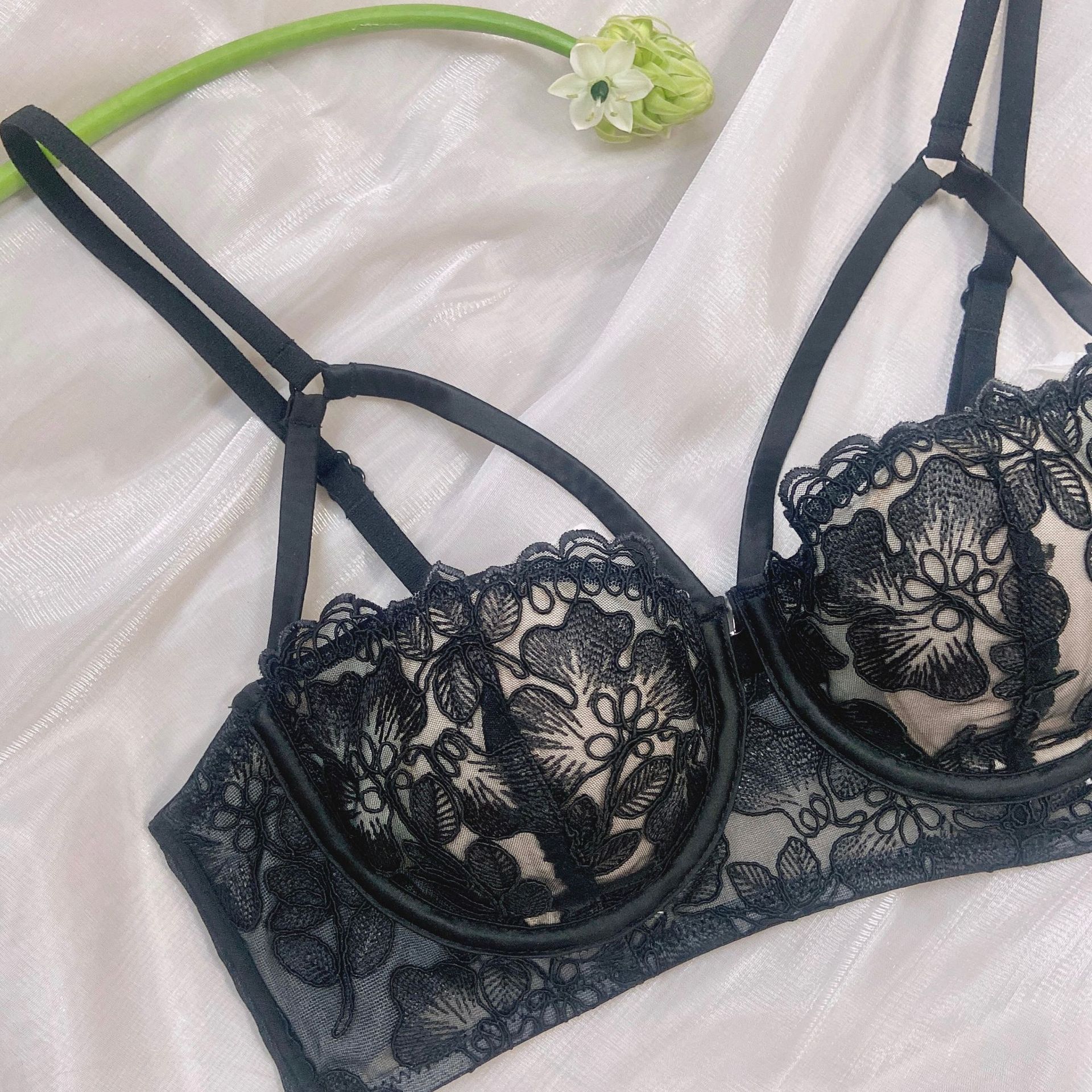 New Arrival Luxury Embroidered French Bra Set — Sexy Rabbit-Ear Padded Lace Women's Push-Up Bra with Soft Underwire
