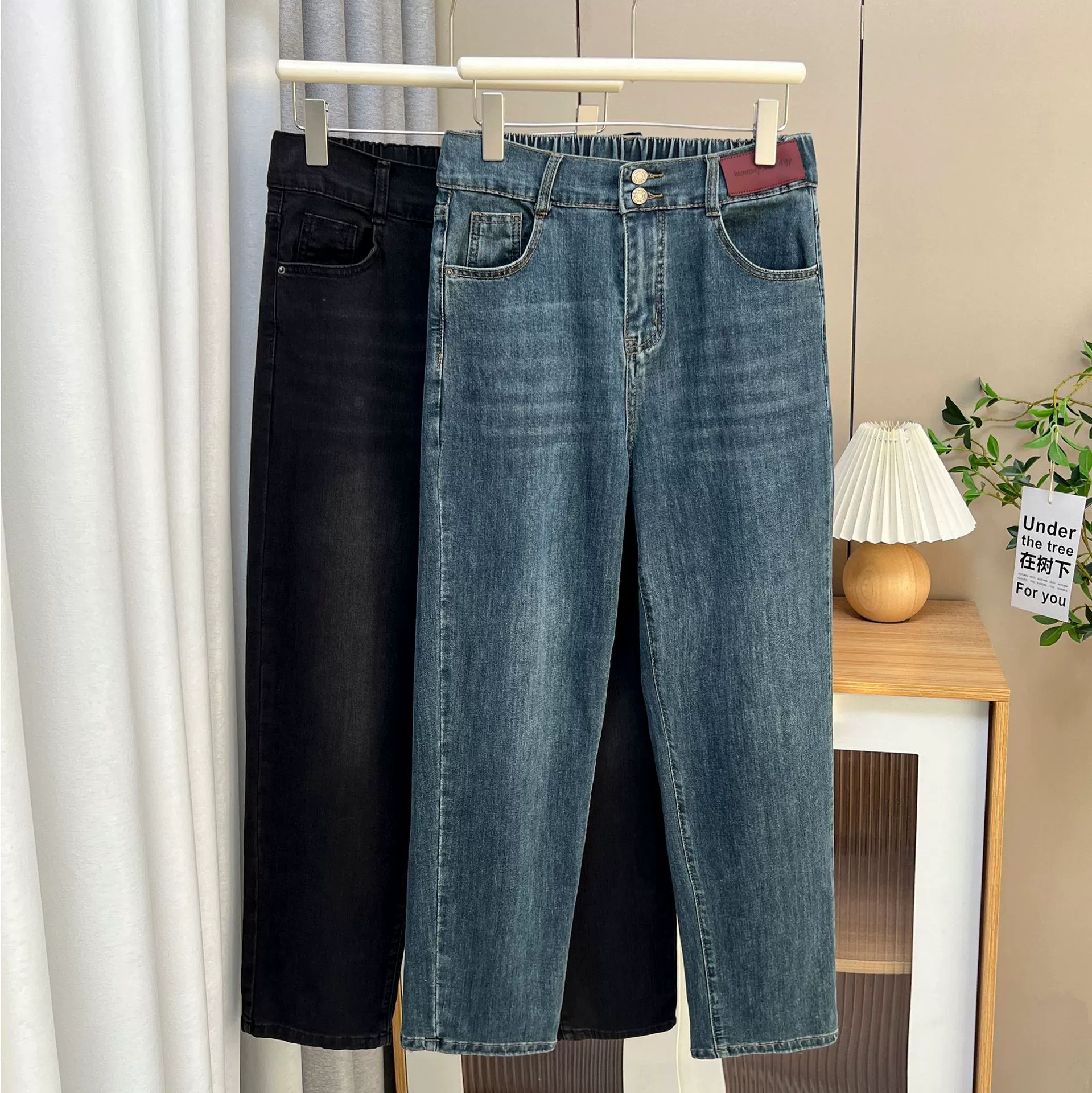 2024 Плюс размер женские бархатные джинсы 200 кг толстая сестра осень и зима новый повседневный теплый шаровары 5543