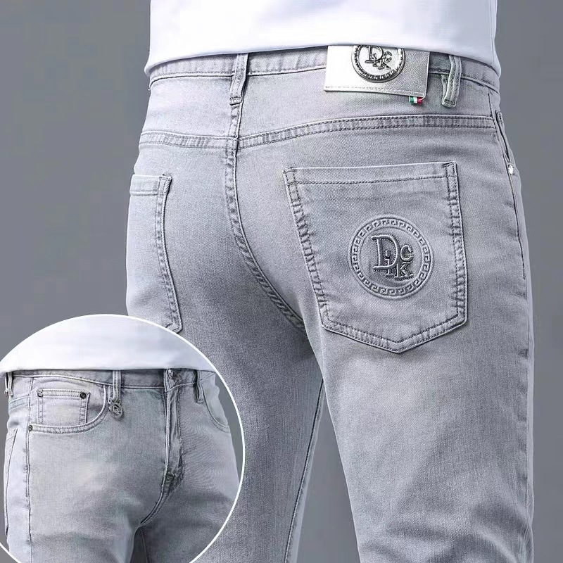 Merci europee luce estate seta ghiaccio jeans uomo piedi slim pantaloni estivi sottili Tencel drappeggio pantaloni traspiranti uomo._voghion.com