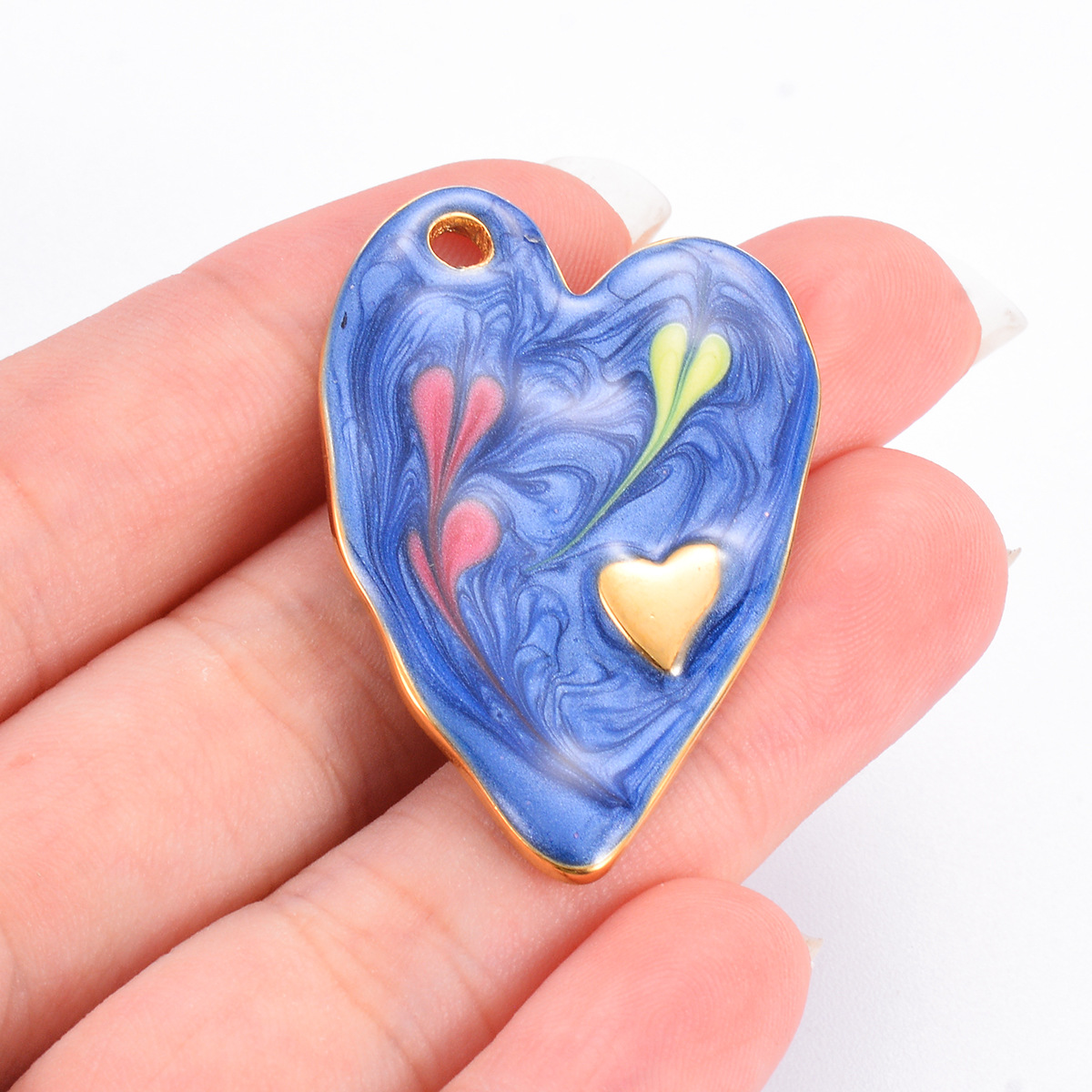 A Pack Of 3 Sweet Simple Style Heart Shape Stainless Steel Enamel Pendant Jewelry Accessories display picture 2