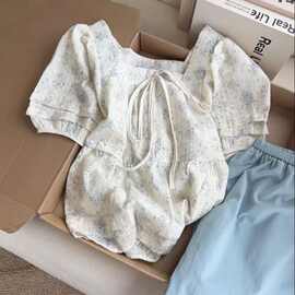 茶歇法式刺绣碎花女夏蕾丝拼接气质收腰绝美温柔风初恋上衣泡泡袖