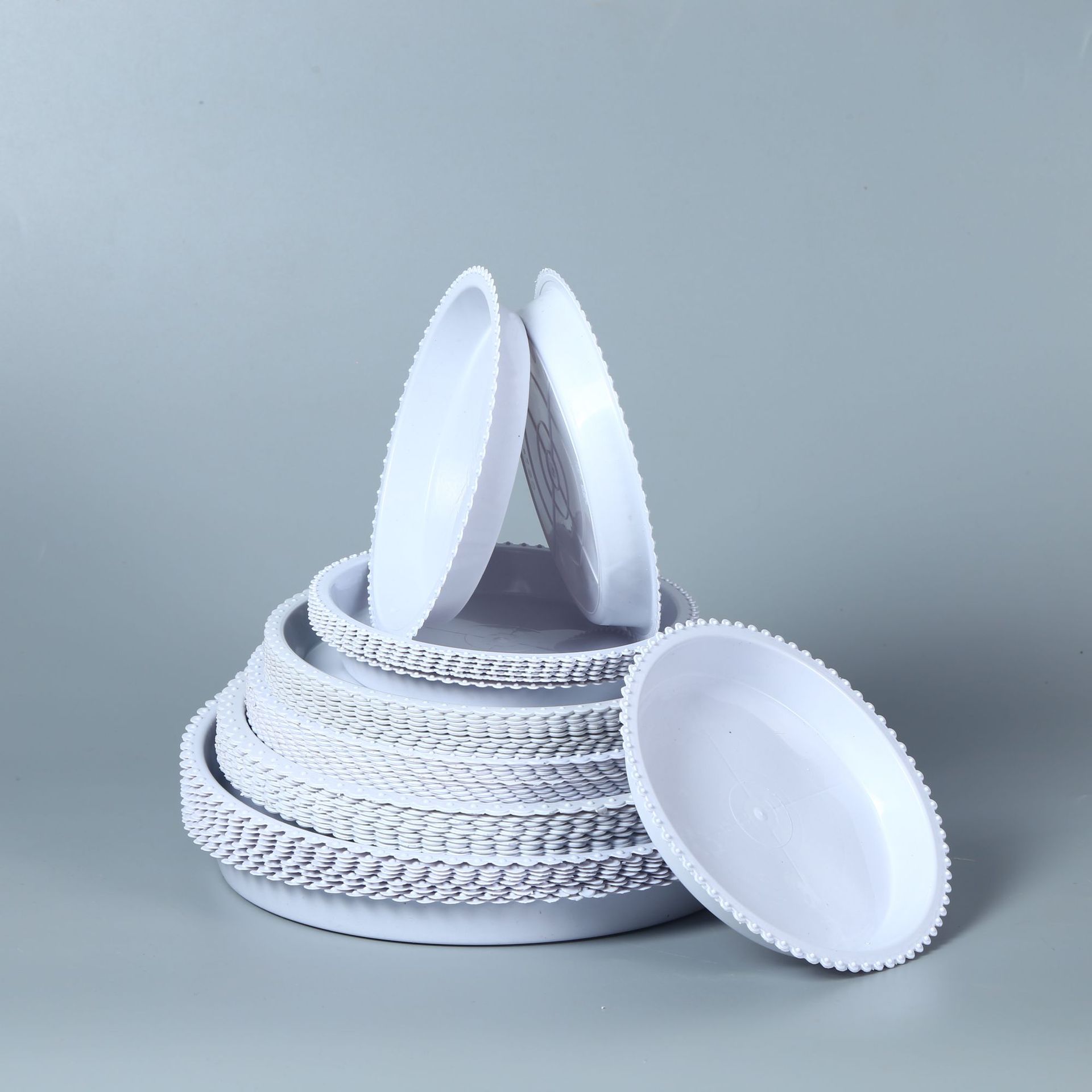 Plastic flower pot tray, round-edge saucer, water-collecting dish, plastic pot mat, pothos plant pot mat