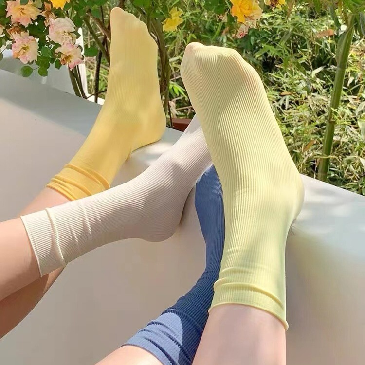 Ice Ice Socks Women's Mid-tube Stacked Socks Summer Thin Ice Stockings Solid Color All-match Ins Fashionable Socks Breathable Stocking for Women