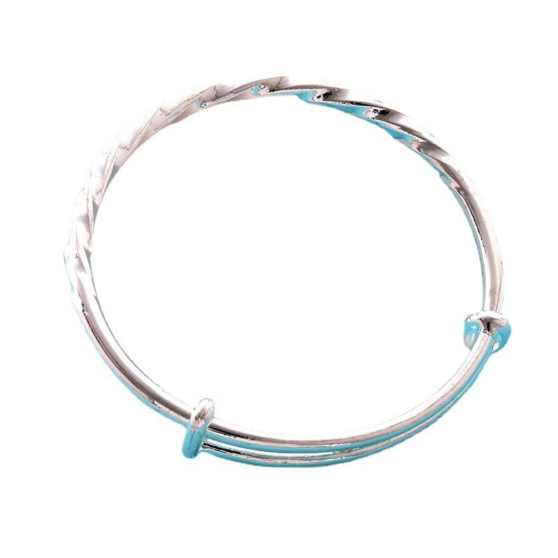 Модный аксессуар кофе? упс Chinese text: " Fashionable accessory, retro silver bracelet with pigtail, city style, simple and elegant design"