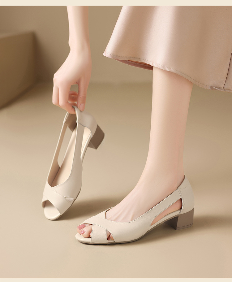 Sandal hở mũi nữ da thật cao gót đế dày thiết kế khoét lỗ — KM53 màu đen chi tiết 14