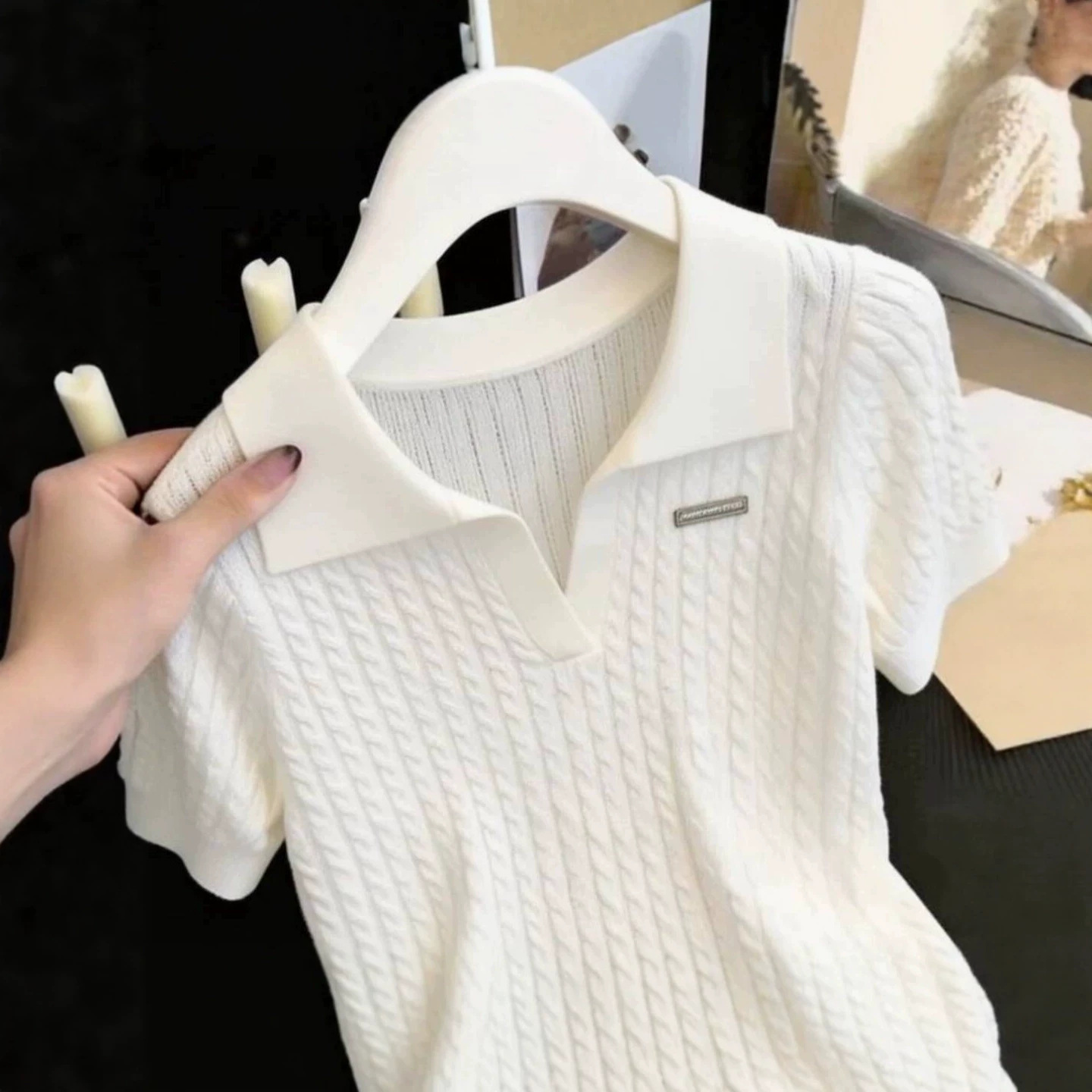 Áo thun nữ cổ polo tay ngắn dáng rộng chất liệu mát lạnh — trắng chi tiết 1