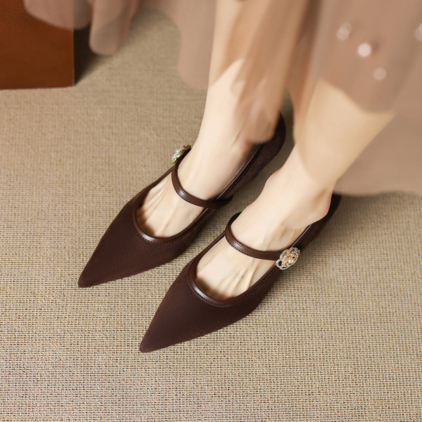 High heels Chinese style pointed-toe