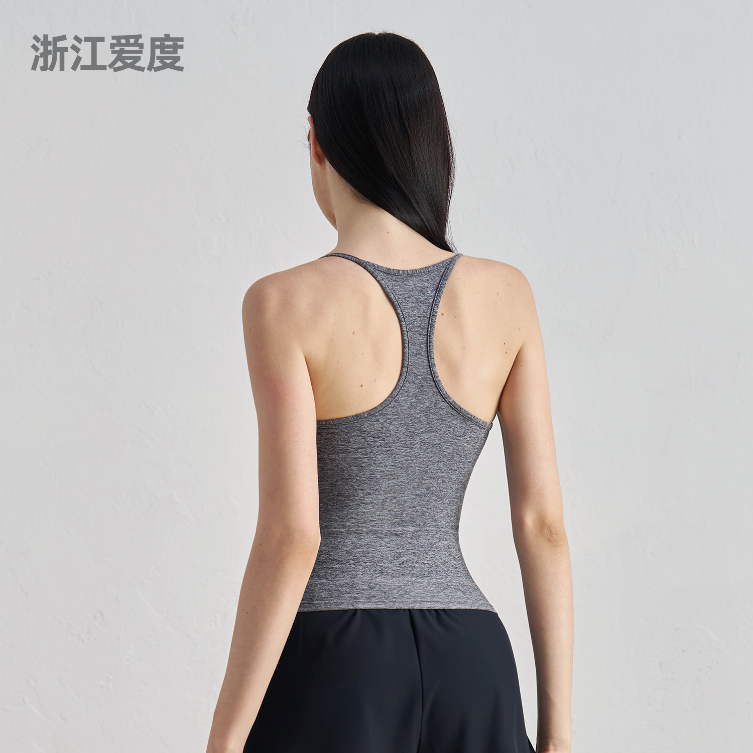 Aido Yoga Wear Women's Sports Bra with Chest Pads, Racerback Tank Top, Tight-Fitting Pilates Fitness Yoga Top for Outdoor Wear