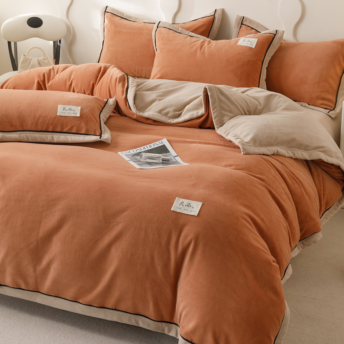 Nueva funda de edredón de terciopelo de leche de una sola pieza cubierta de edredón de terciopelo de coral de doble cara de invierno sábana de tres piezas de cuatro piezas 150x200x230