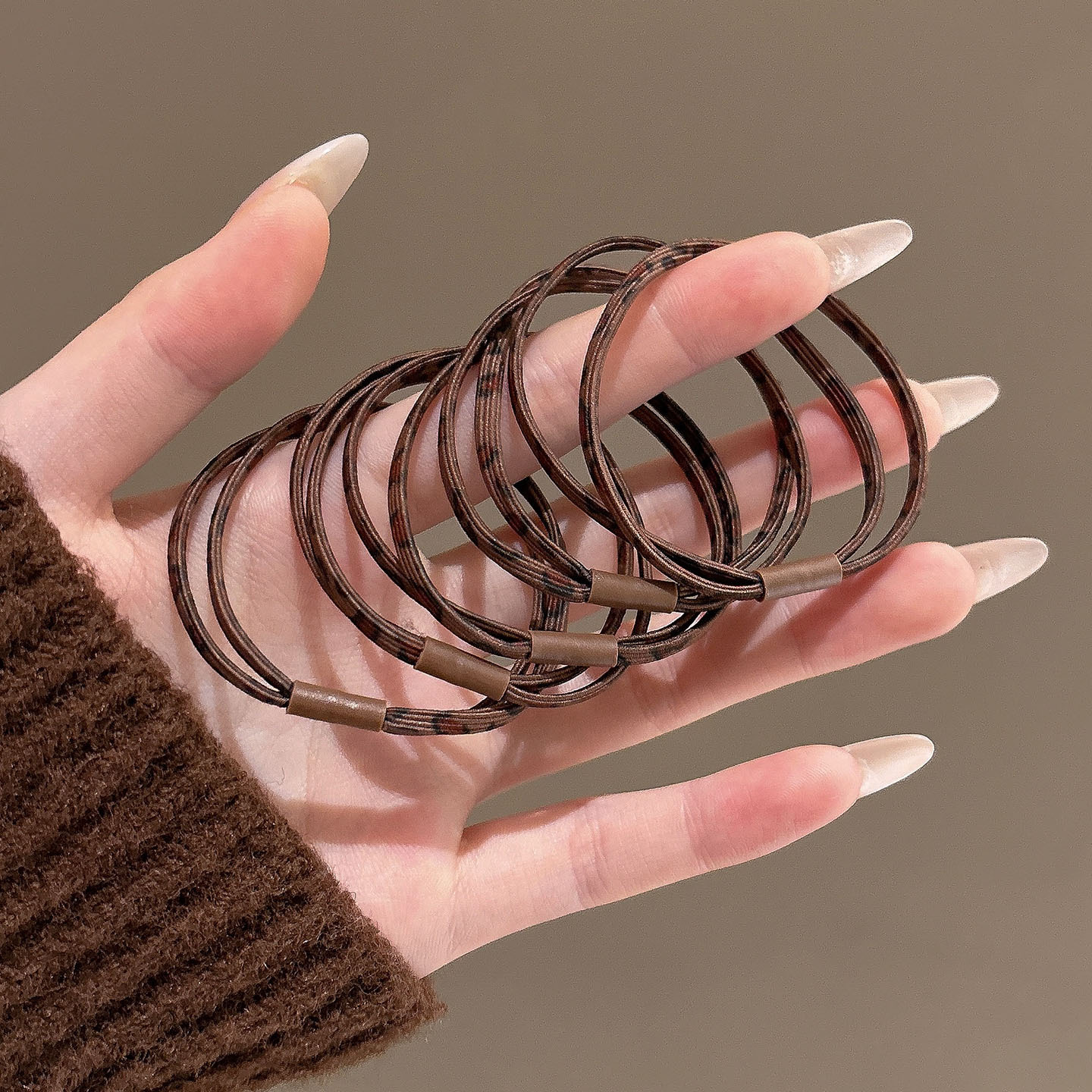 Coletero elástico sencillo de nuevo estilo 2026, banda para el pelo pequeña sin costuras para mujer, suave para el cabello, sujetador de cola de caballo.