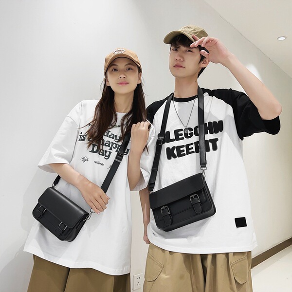 Shoulder bag English style
