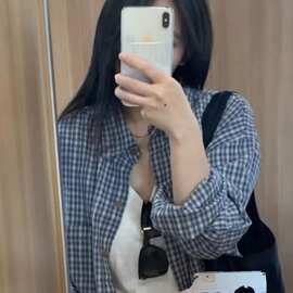 小众韩系格子衬衫女早秋新款百搭宽松慵懒风上衣外搭格纹衬衣外套