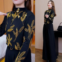 秋冬季新款德绒保暖洋气半高领纯色烫钻显瘦百搭长袖打底上衣