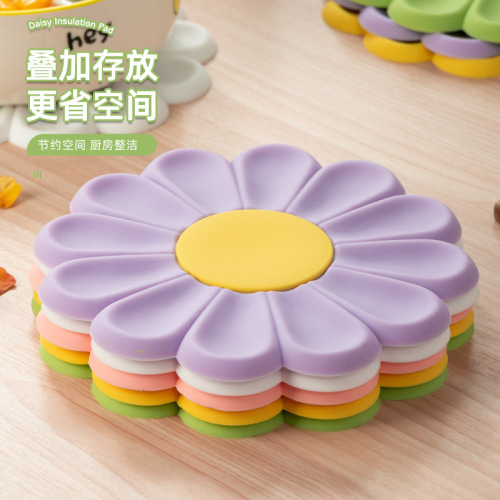 Silicone Insulating Mat, Thick Pot Sand Pad Creative Daisies Home Use Oilproof and Heatproof Small and Fresh Japanese-Korean Plate Mat