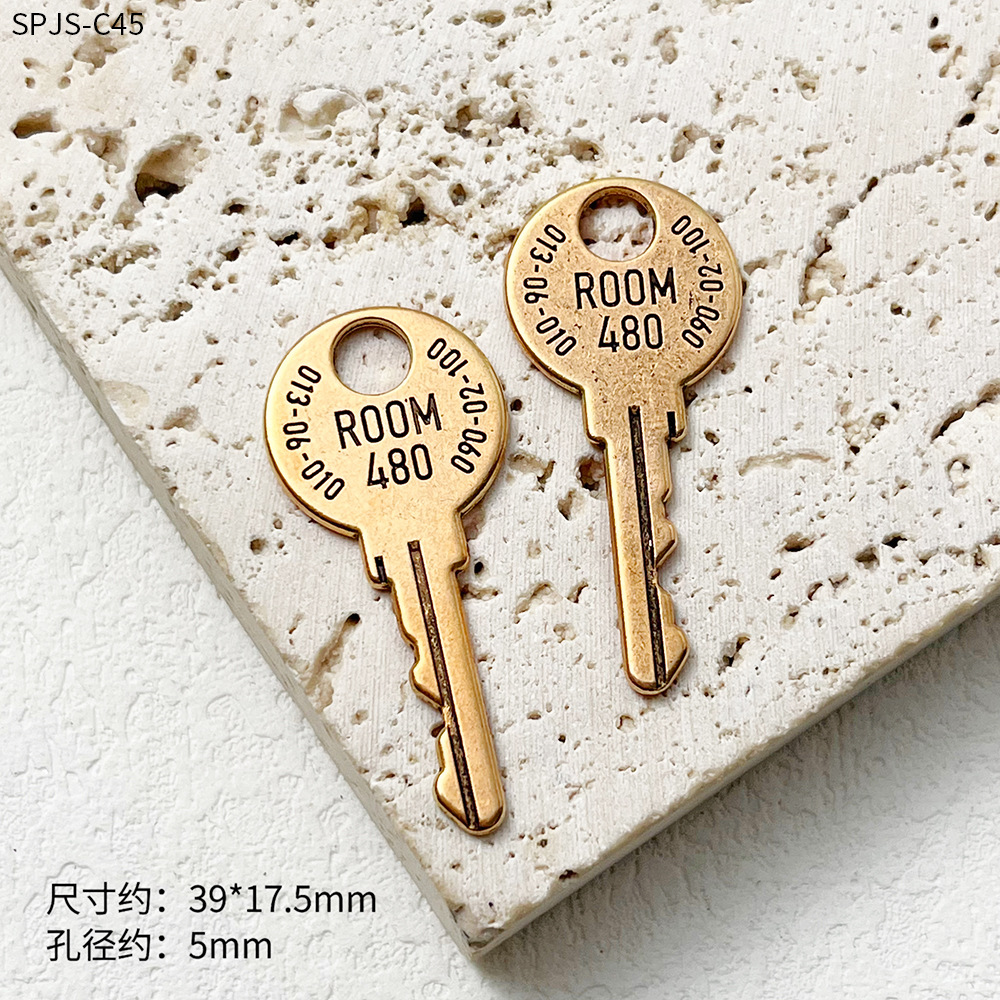 [앤틱 매트 골드* 라운드 키 펜던트] 1개 K-6189