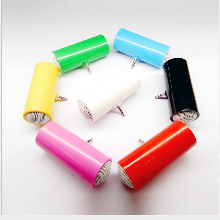 Mini mobile phone in-line small cylindrical small speaker outdoor loudspeaker dry battery power supply easy to carry small speaker