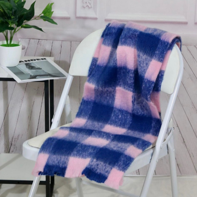 Рассыпчатая борода в фиолетово-розовую клетку, полный комплект стандартной и высокой версии.